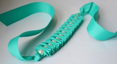 Плетение браслетов из лент: 20 идей с фото
